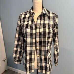 Duluth Trading Co Black and White Plaid Button-Down Shirt